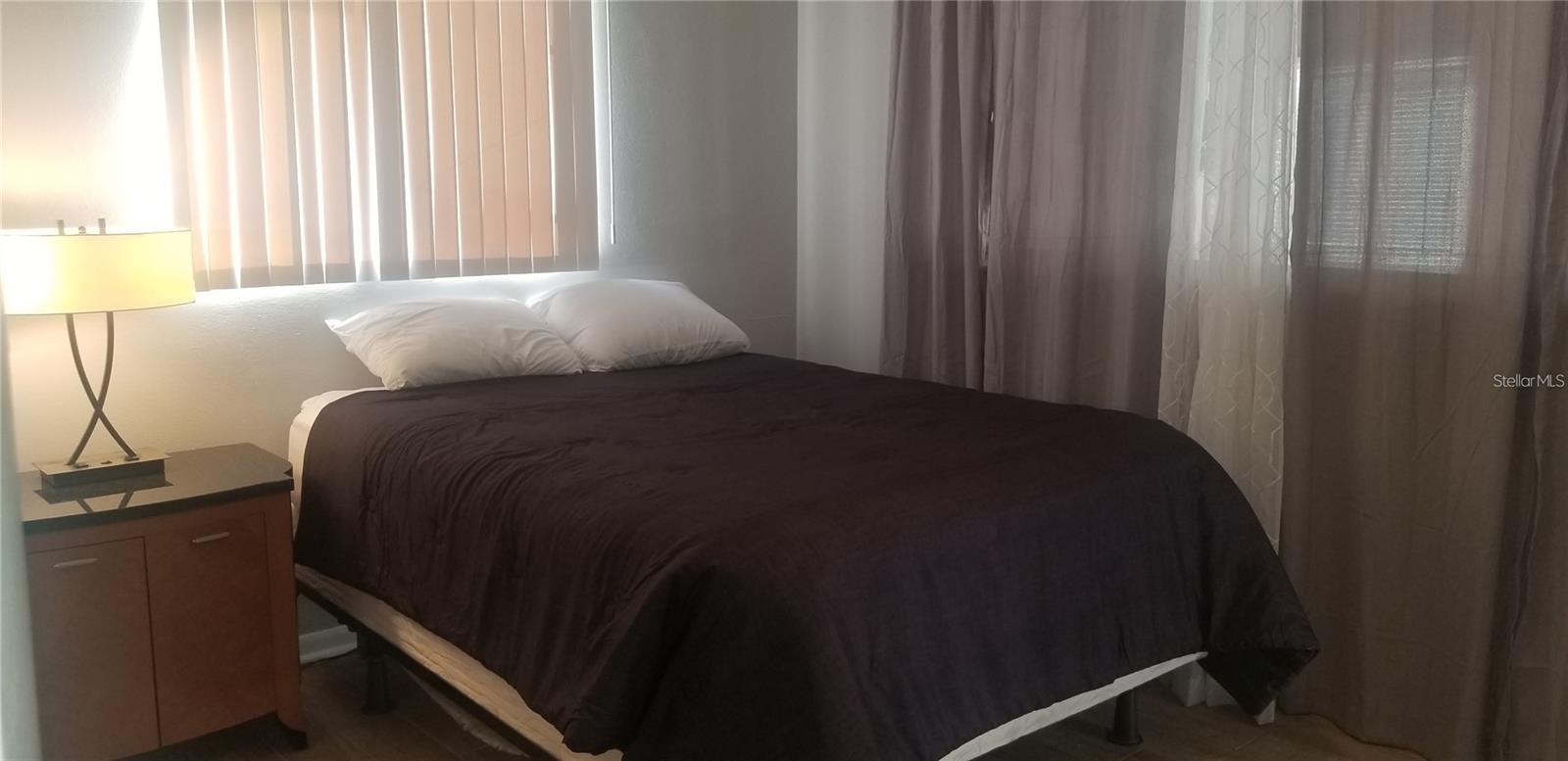 Image 30 of 44 For 1345 Drew Street 1