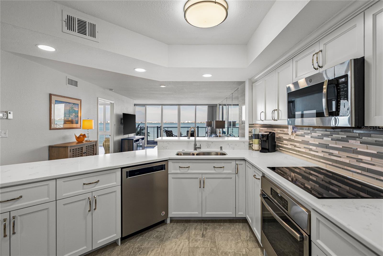 Image 18 of 85 For 5279 Isla Key Boulevard S 113