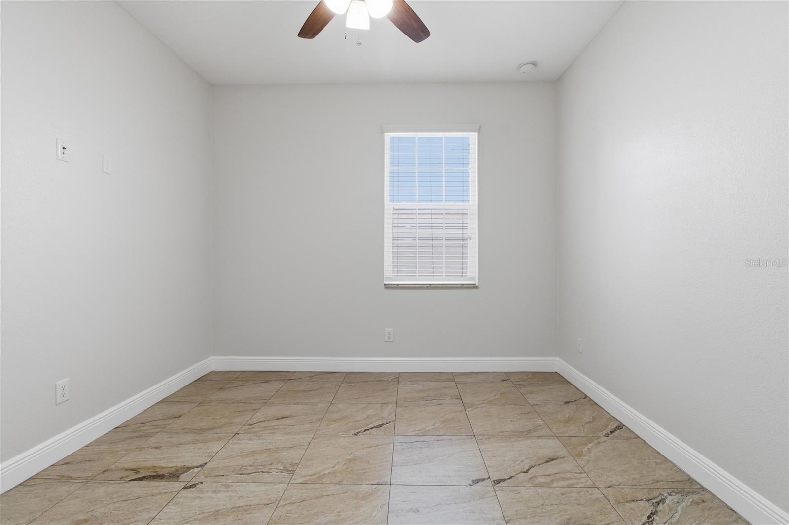 Image 30 of 50 For 810 Whatley Place