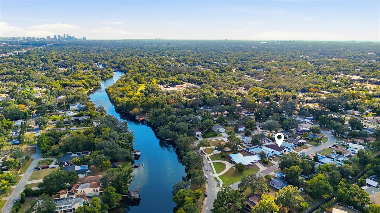 Image 4 of 50 For 810 Whatley Place