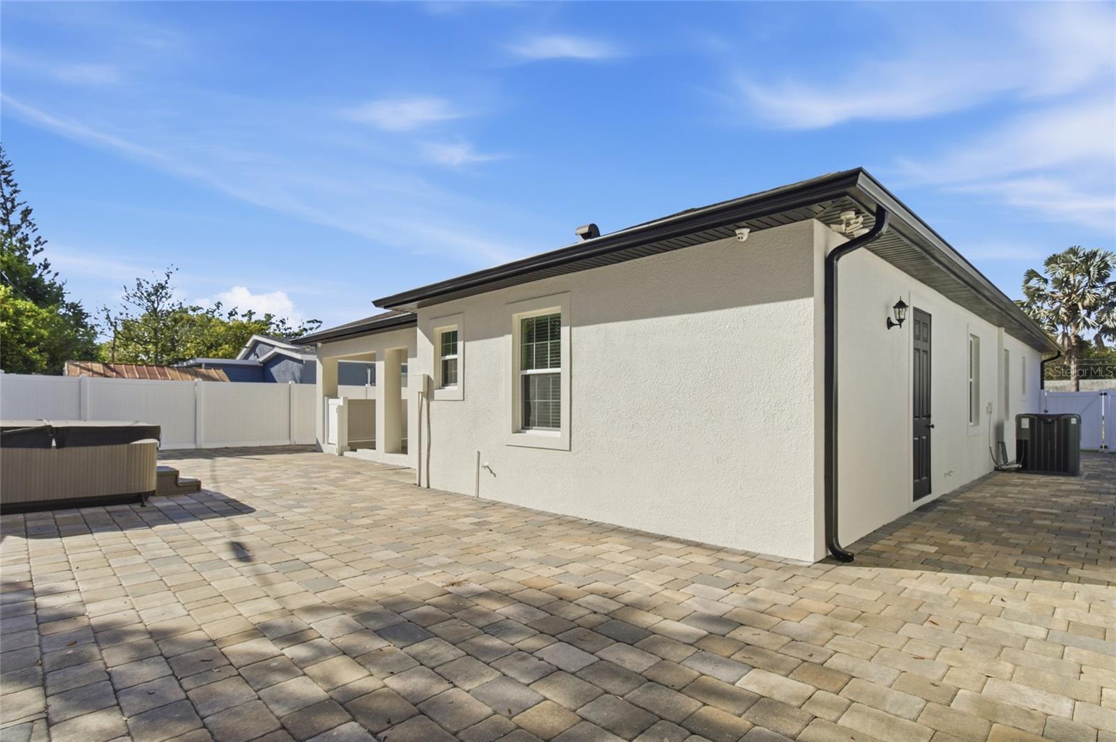 Image 47 of 50 For 810 Whatley Place