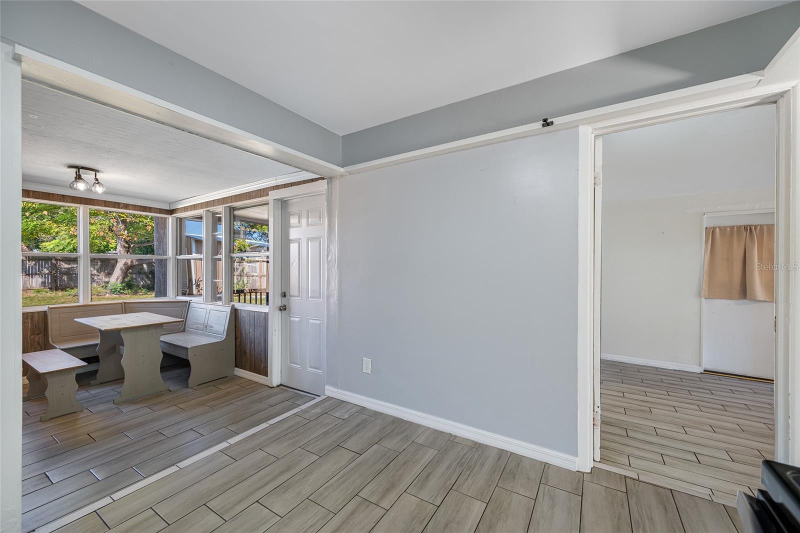 Image 10 of 30 For 3033 24th Avenue N