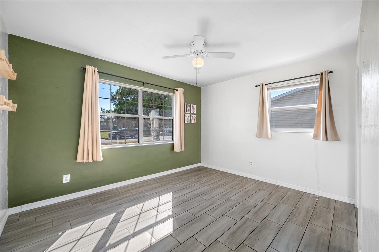 Image 19 of 30 For 3033 24th Avenue N