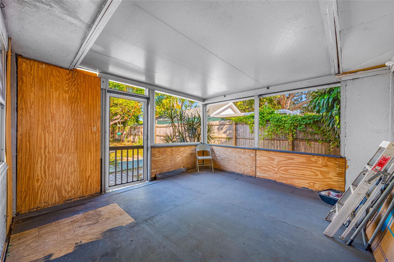 Image 28 of 30 For 3033 24th Avenue N