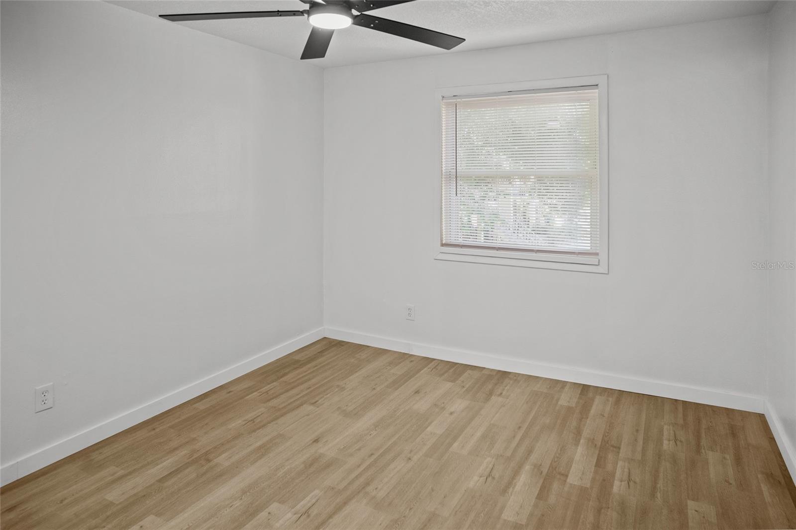 Image 15 of 22 For 7604 Camarina Calle  7604