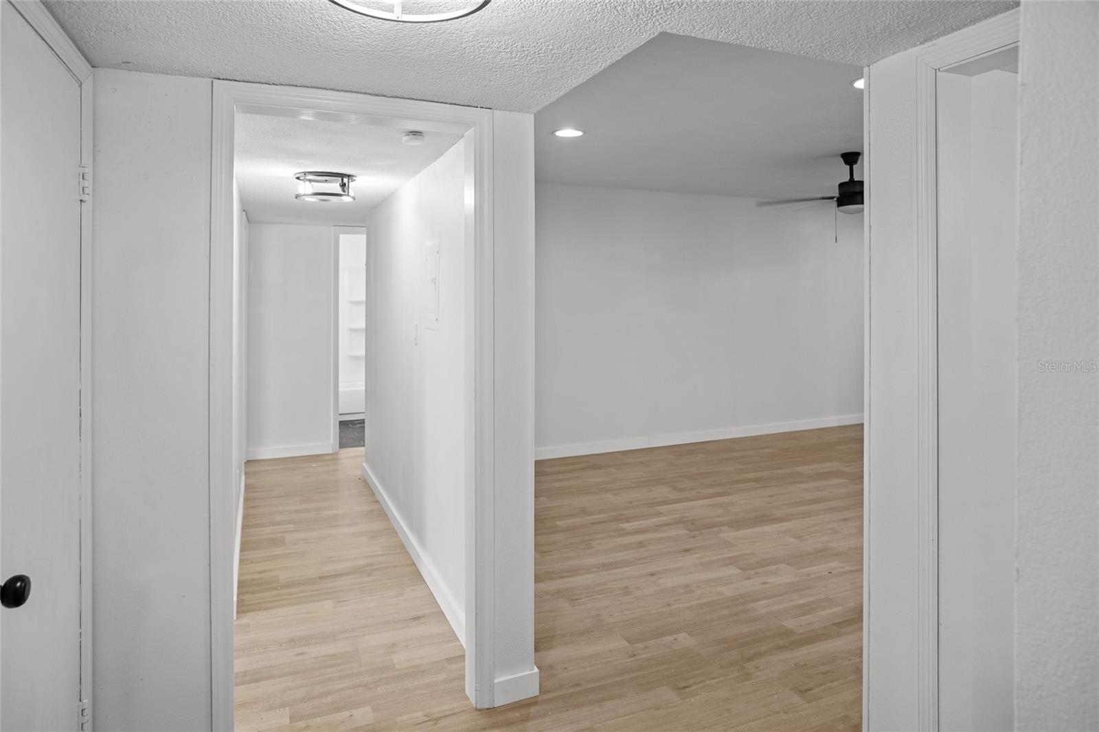 Image 4 of 22 For 7604 Camarina Calle  7604