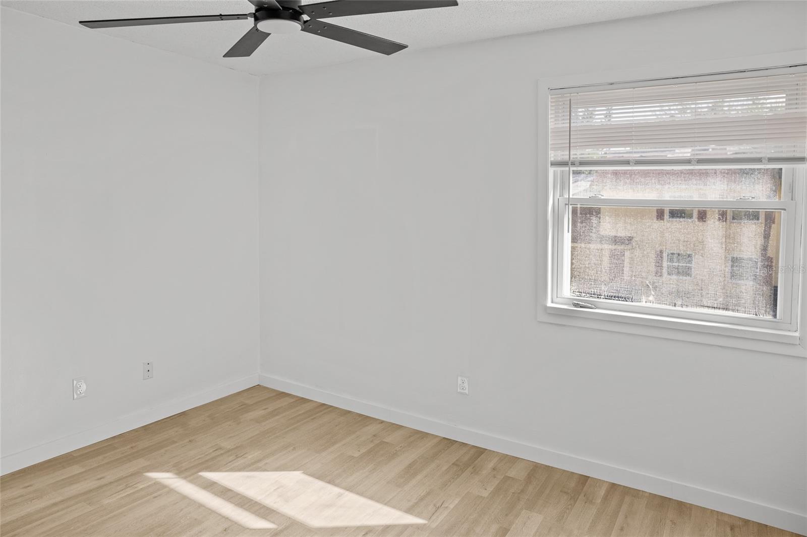 Image 5 of 22 For 7604 Camarina Calle  7604