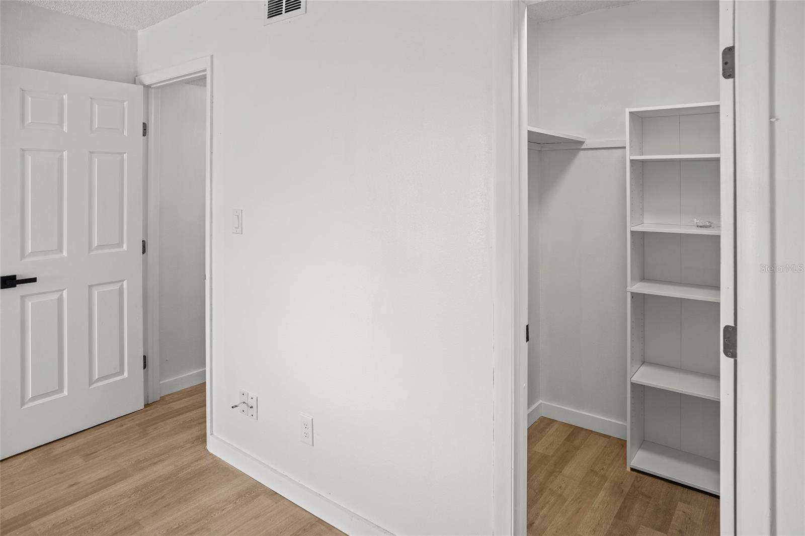 Image 7 of 22 For 7604 Camarina Calle  7604