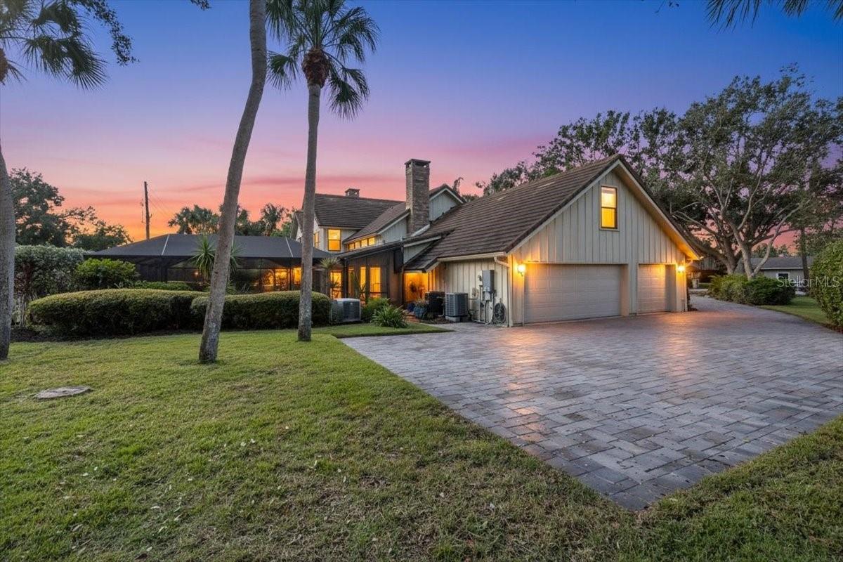 Image 14 of 48 For 2383 Landings Circle