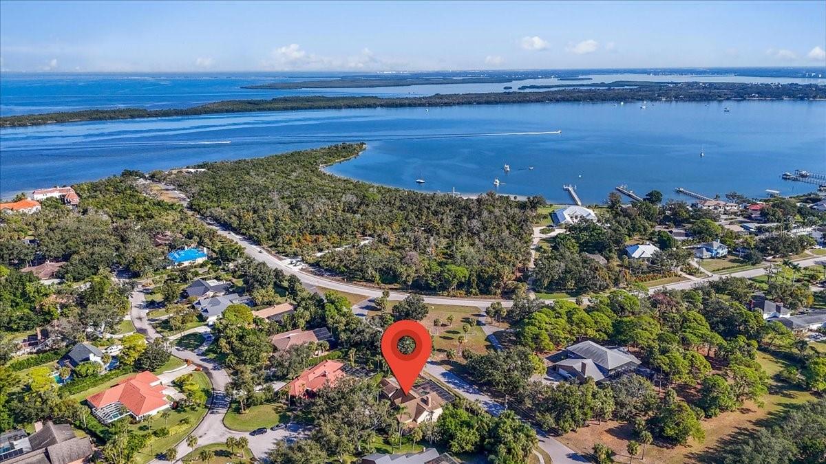 Image 22 of 48 For 2383 Landings Circle