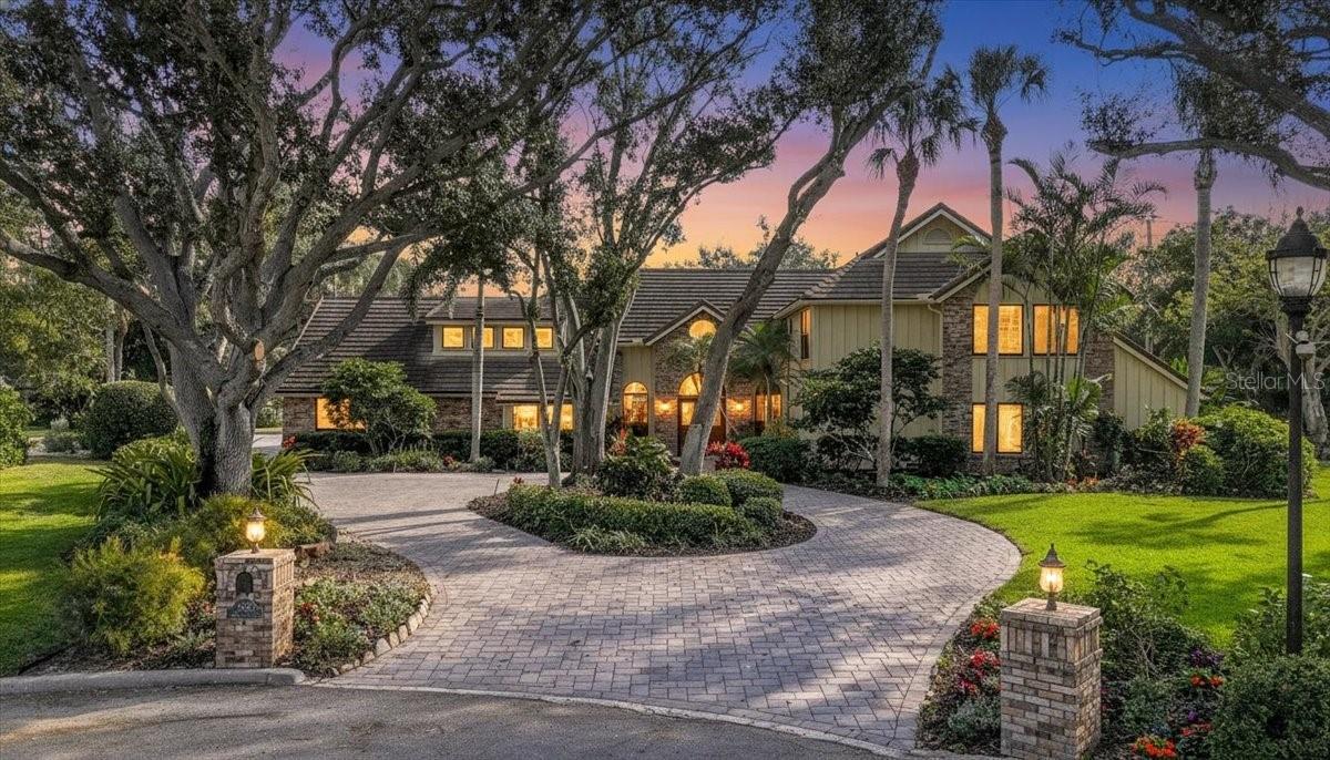 Image 25 of 48 For 2383 Landings Circle