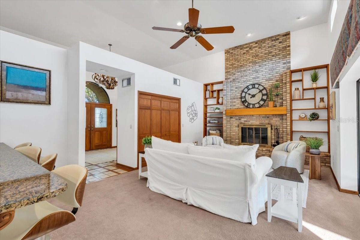 Image 35 of 48 For 2383 Landings Circle