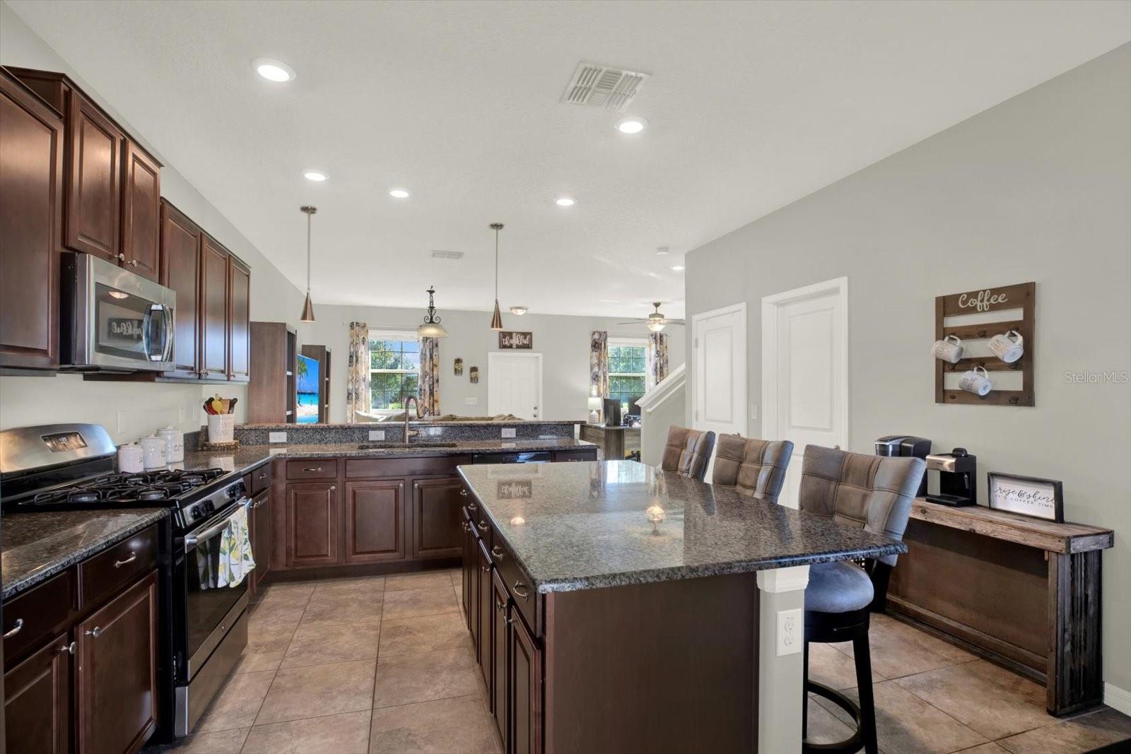 Image 9 of 48 For 4651 Bexley Village Drive