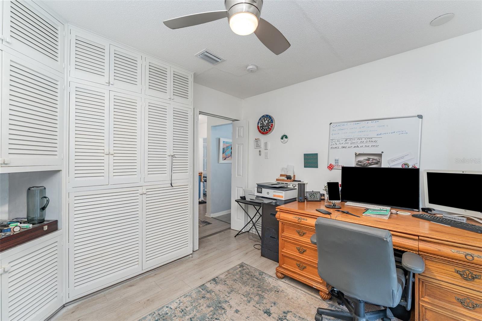 Image 13 of 33 For 710 Delmar Street