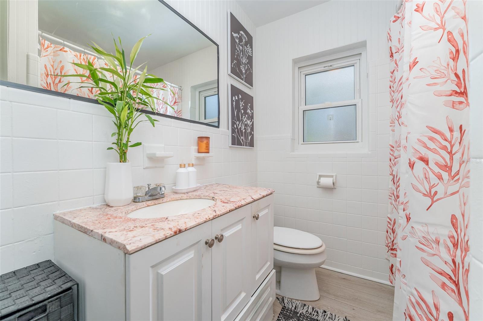 Image 20 of 33 For 710 Delmar Street