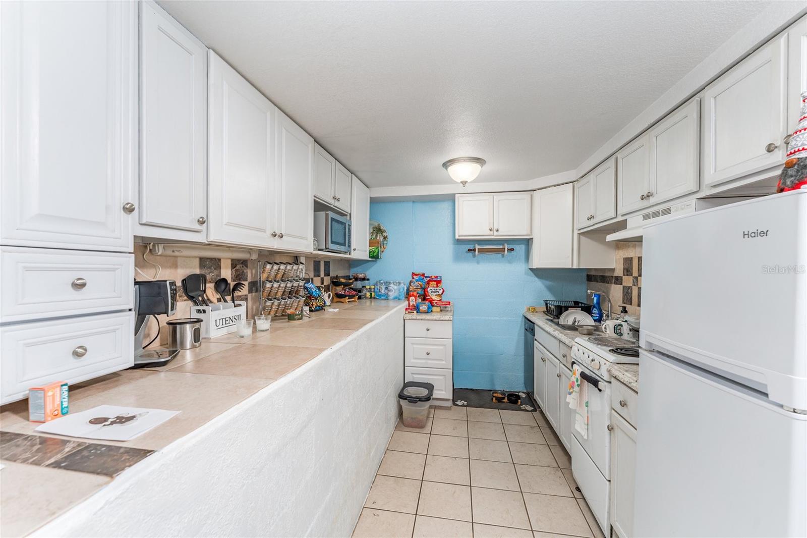 Image 23 of 33 For 710 Delmar Street