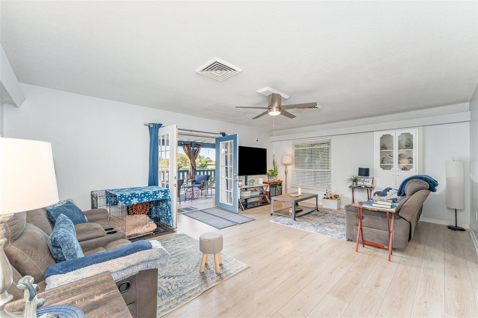 Image 5 of 33 For 710 Delmar Street