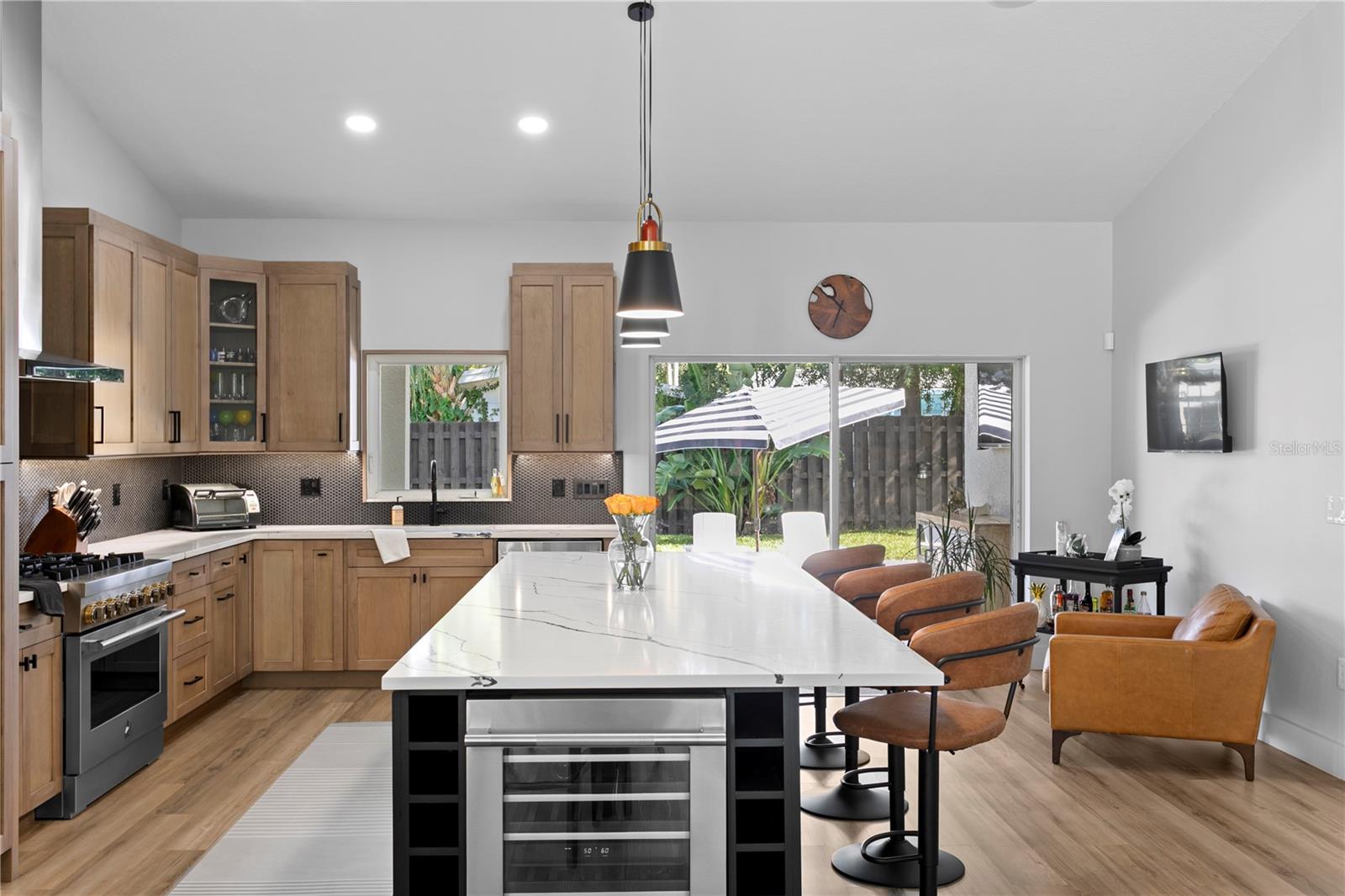 Image 12 of 74 For 2107 Branch Hill Street