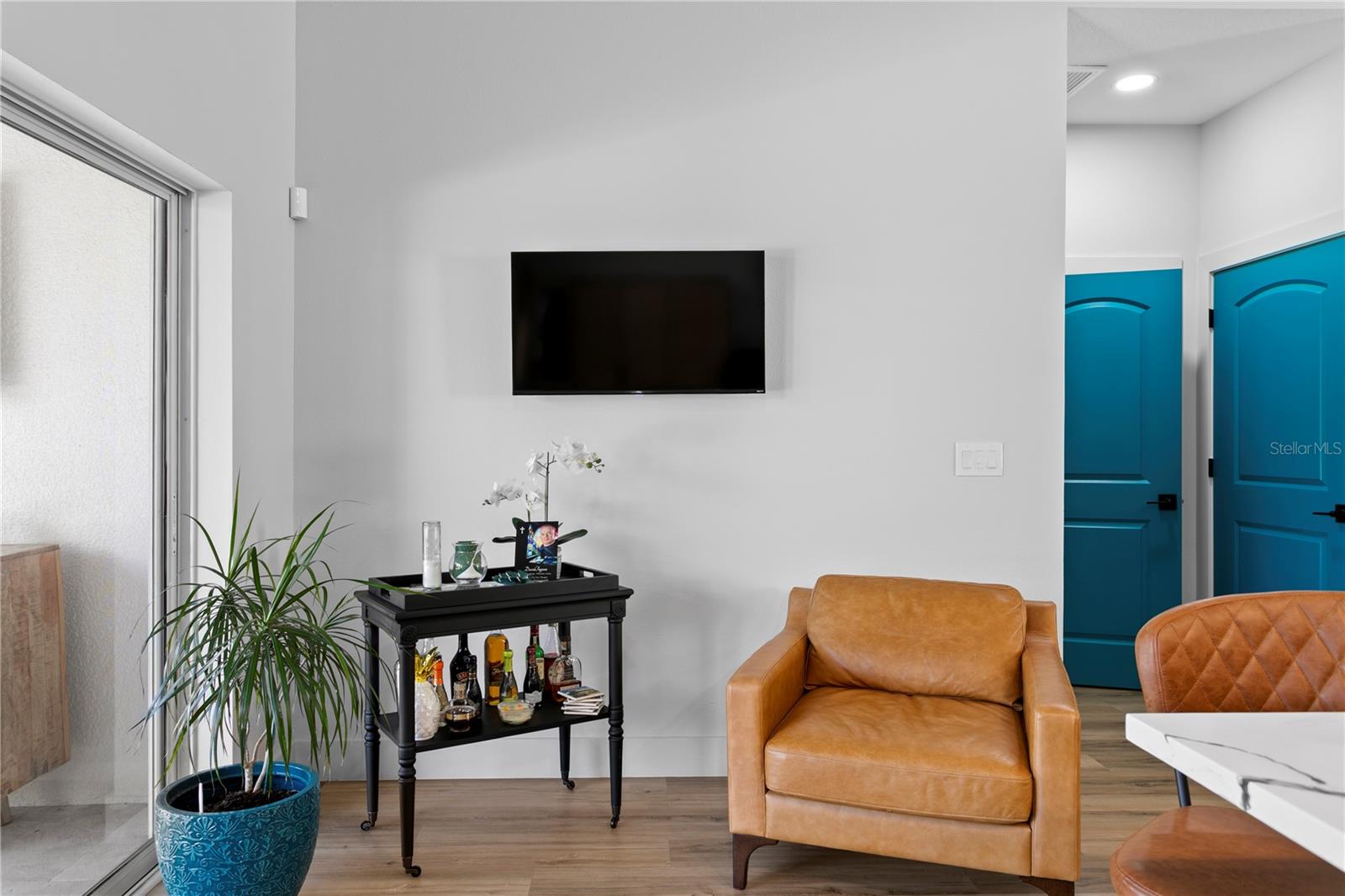 Image 18 of 74 For 2107 Branch Hill Street