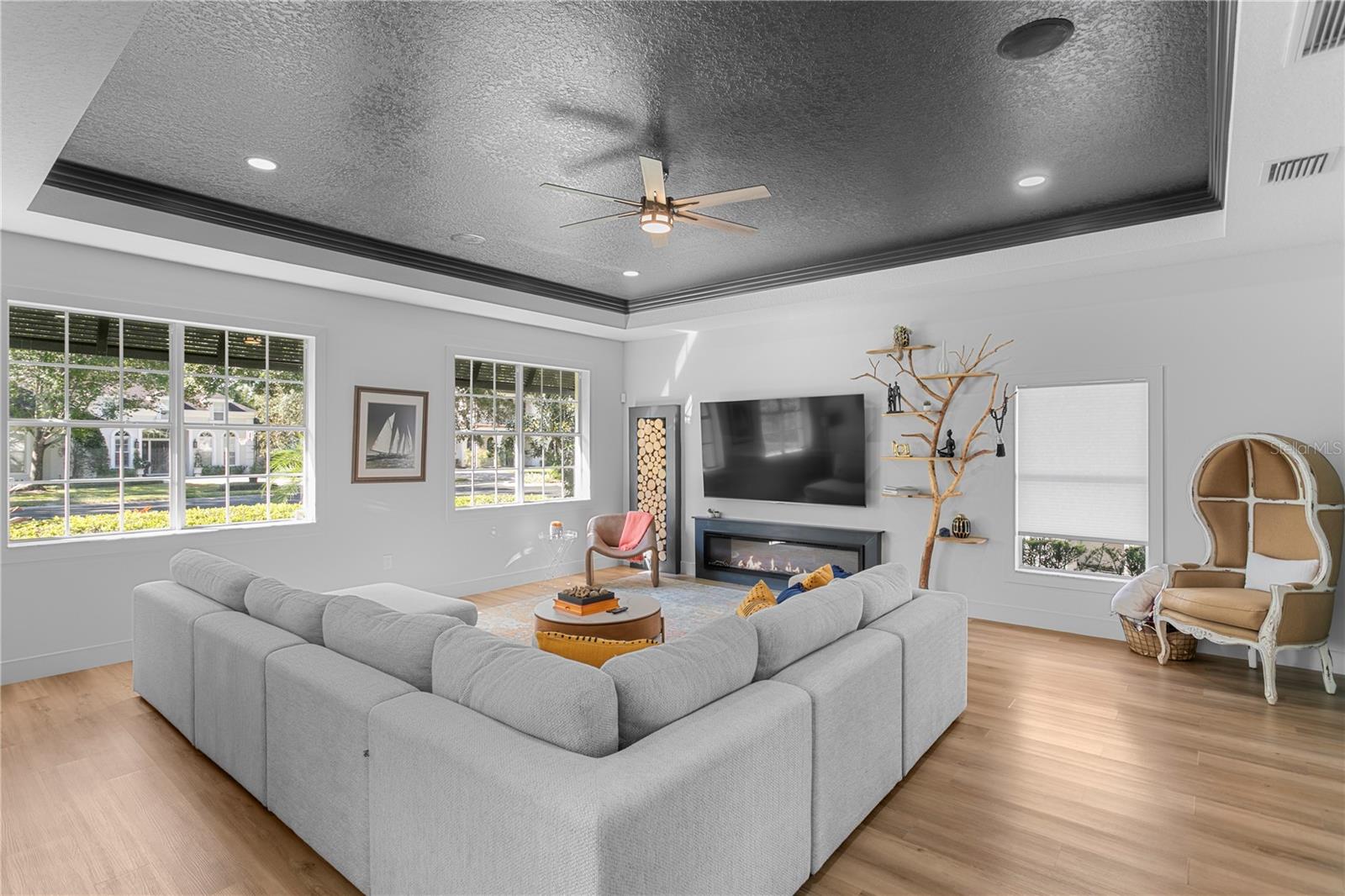 Image 26 of 74 For 2107 Branch Hill Street