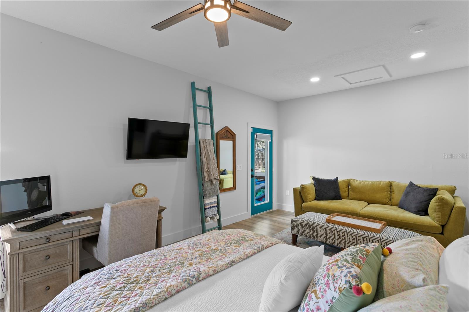 Image 52 of 74 For 2107 Branch Hill Street