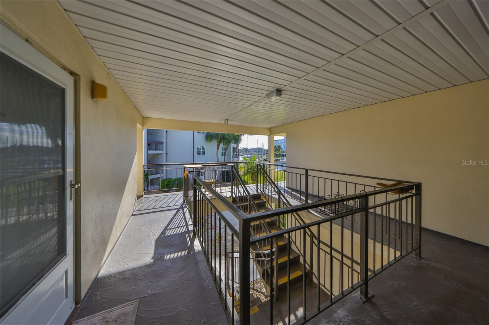 Image 27 of 42 For 5108 Amulet Drive  206