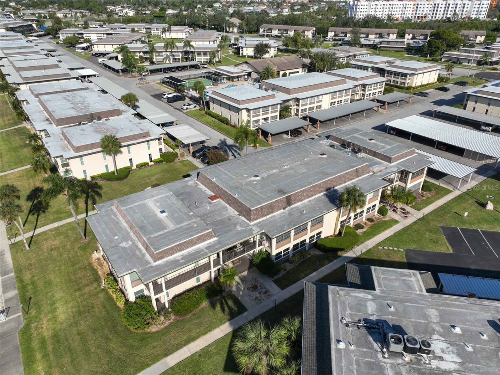 Image 35 of 42 For 5108 Amulet Drive  206