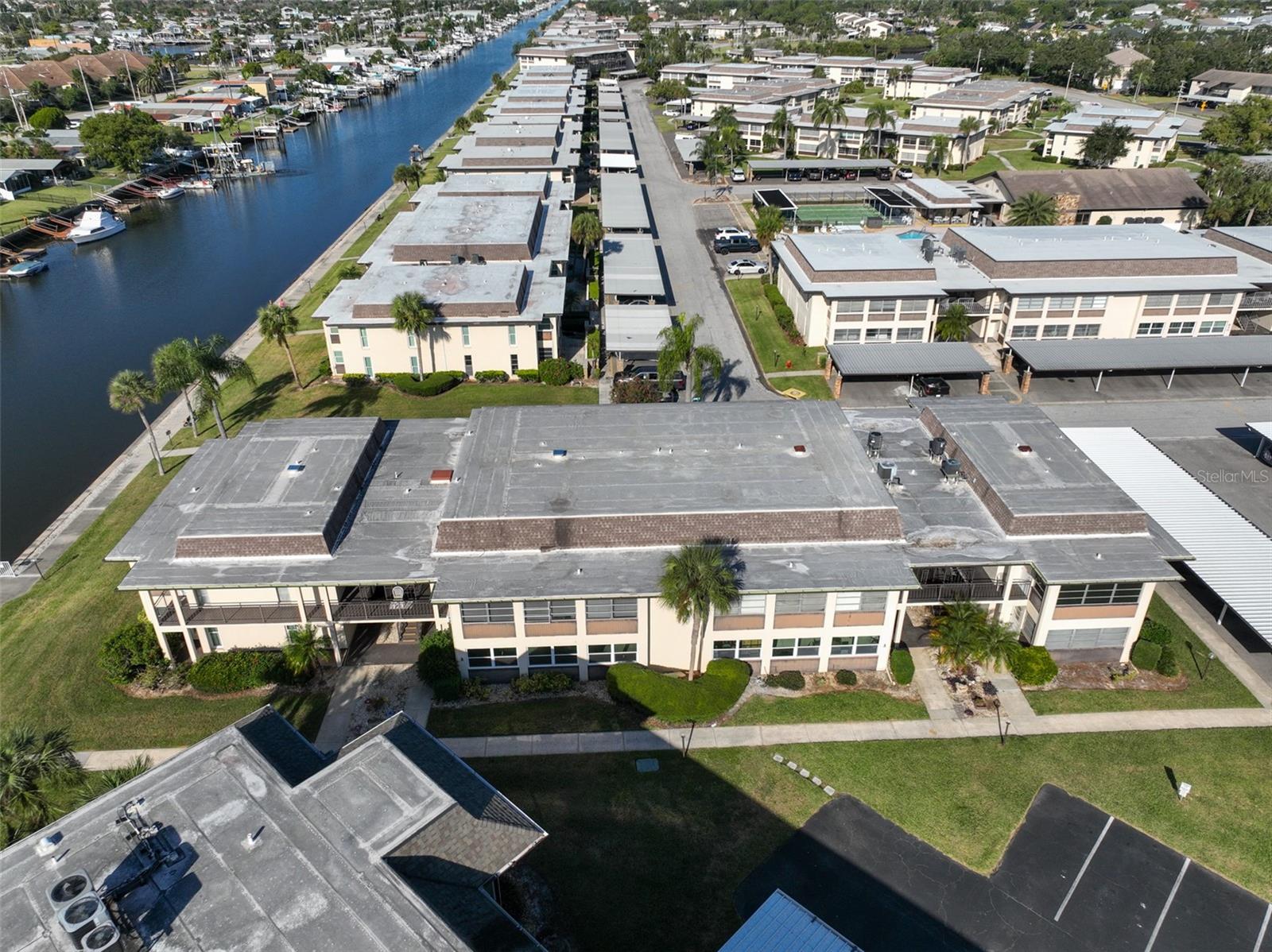 Image 36 of 42 For 5108 Amulet Drive  206