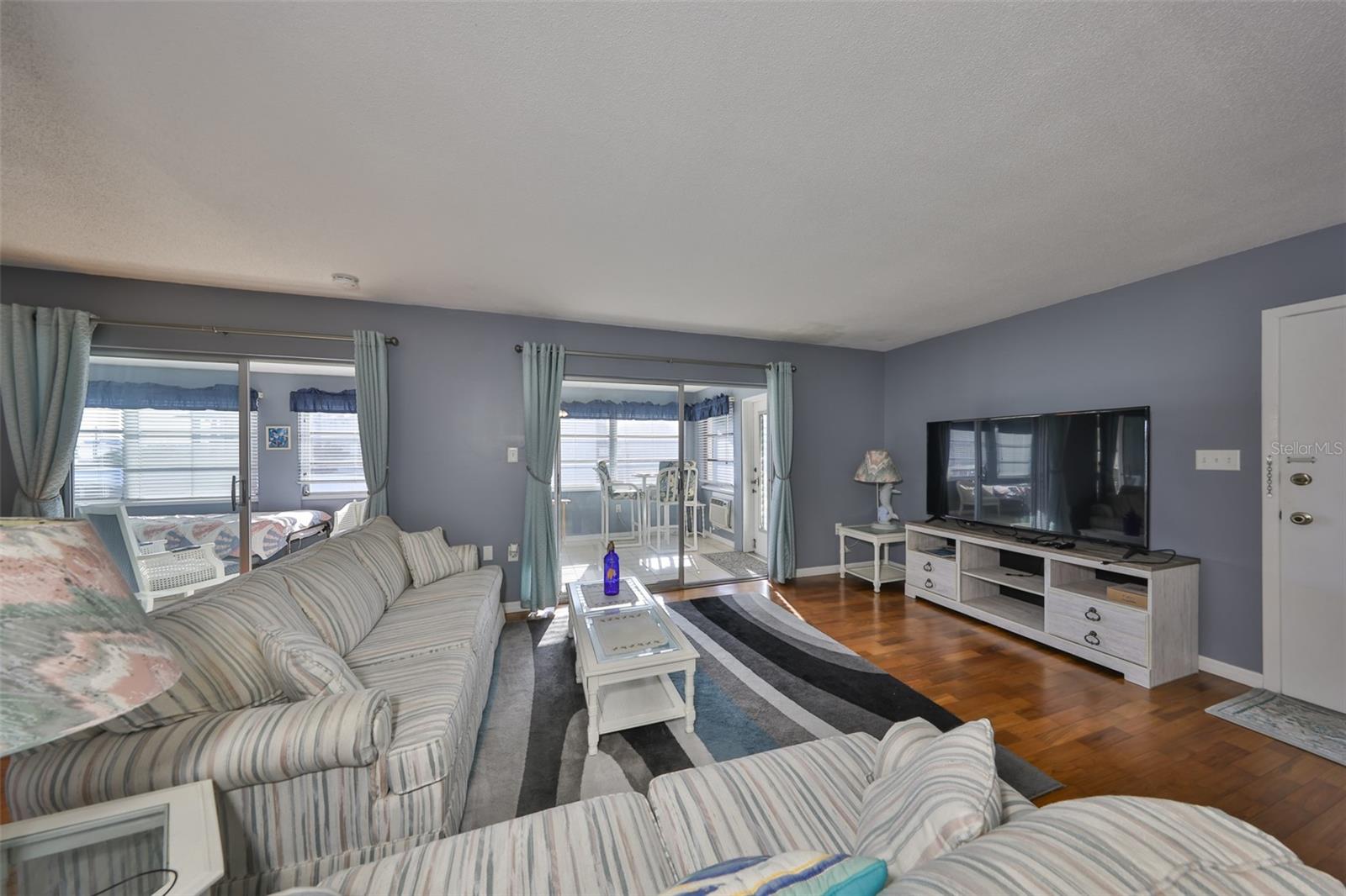 Image 7 of 42 For 5108 Amulet Drive  206