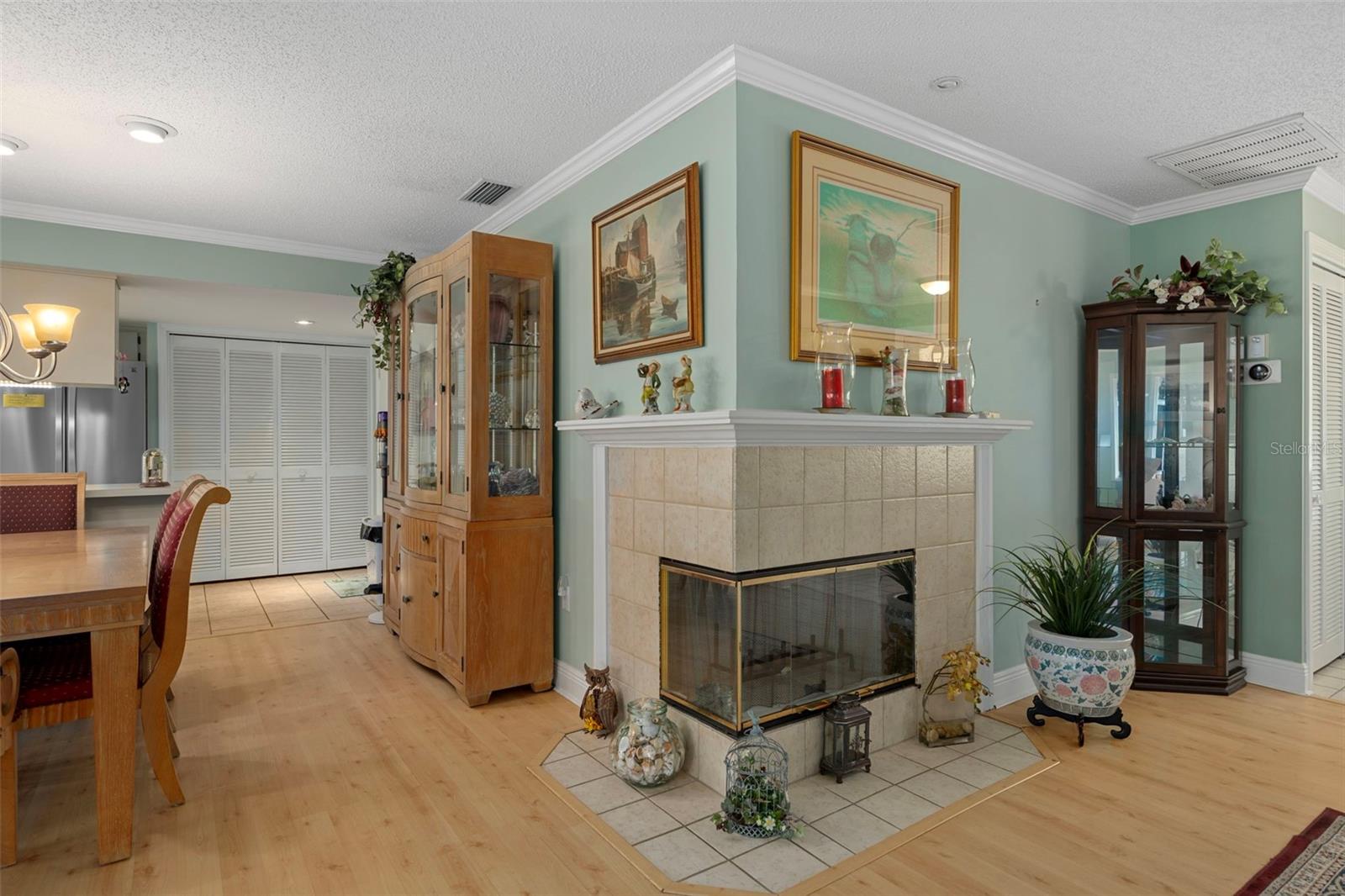 Image 13 of 36 For 7167 Crown Oaks Drive