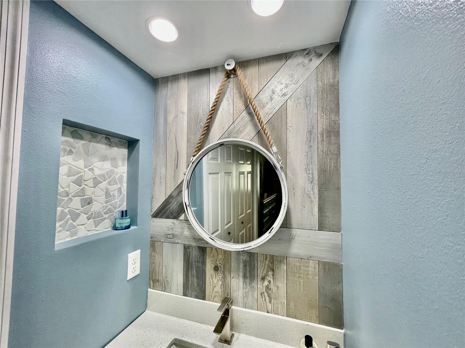 Image 34 of 55 For 2150 Elm Street 605