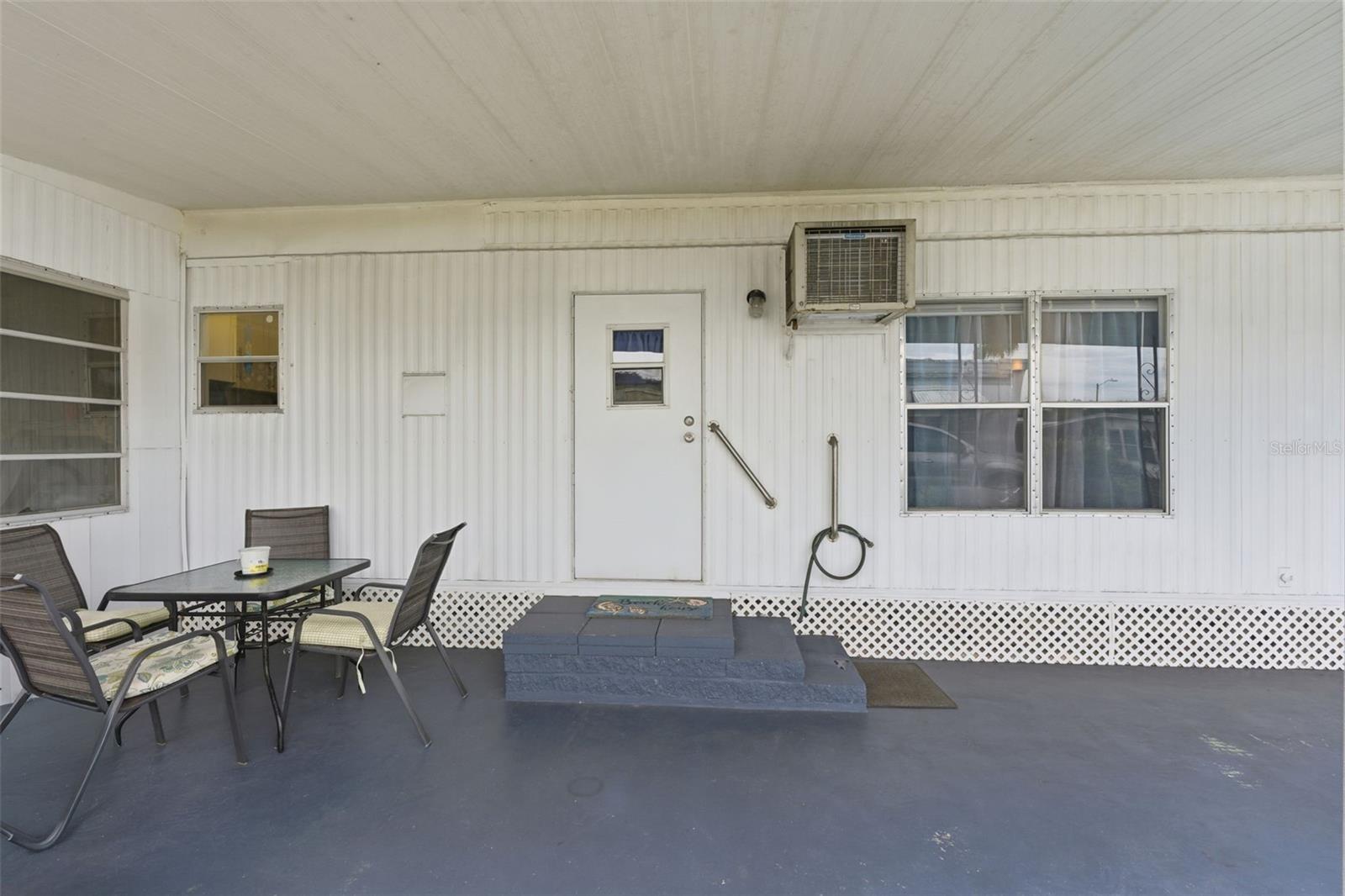 Listing photo id 24 for 27466 Us Highway 19 N 101