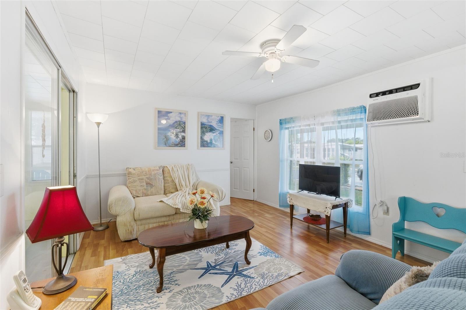 Listing photo id 1 for 27466 Us Highway 19 N 101