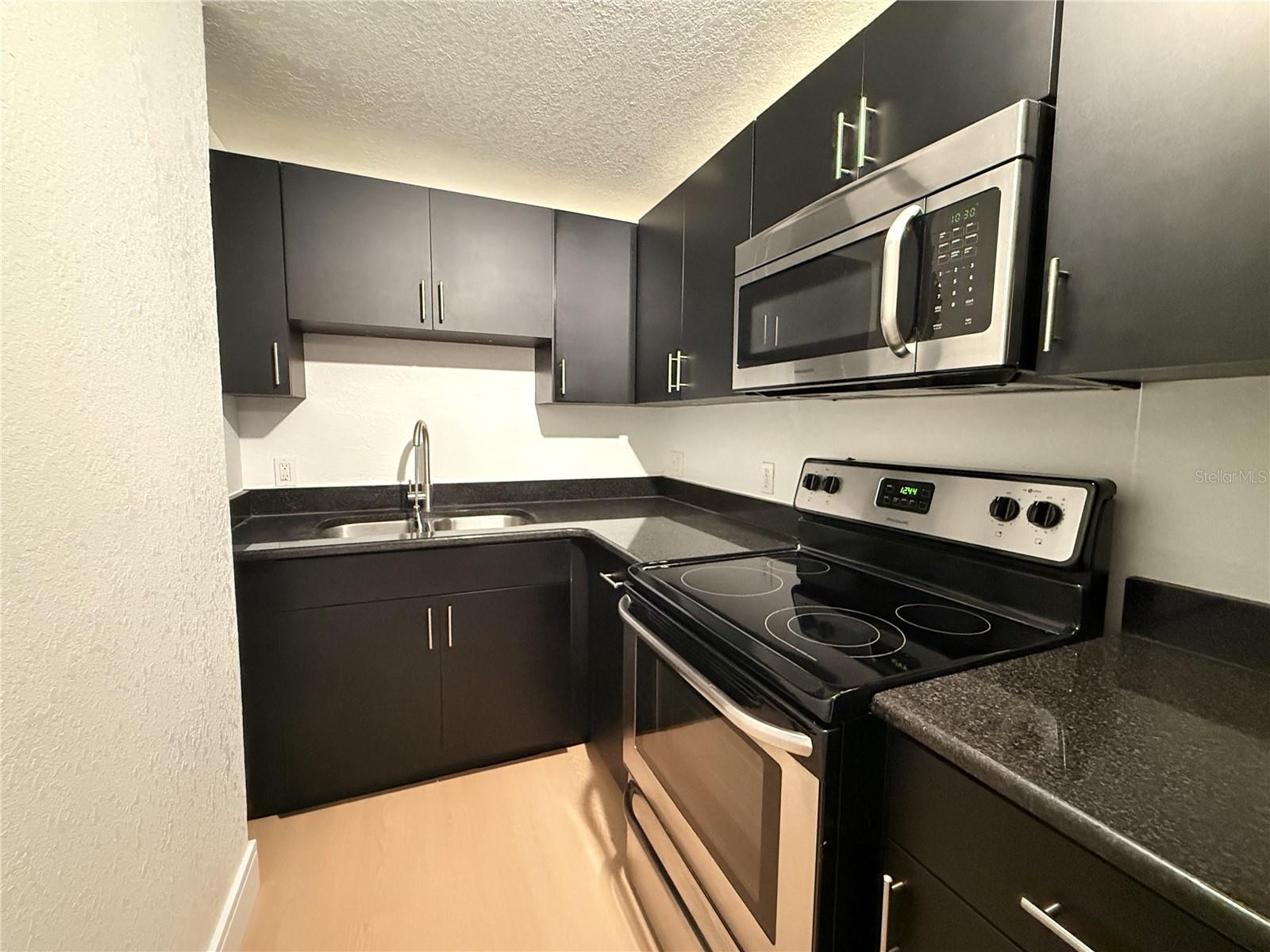 Image 9 of 10 For 409 8th Street N 10