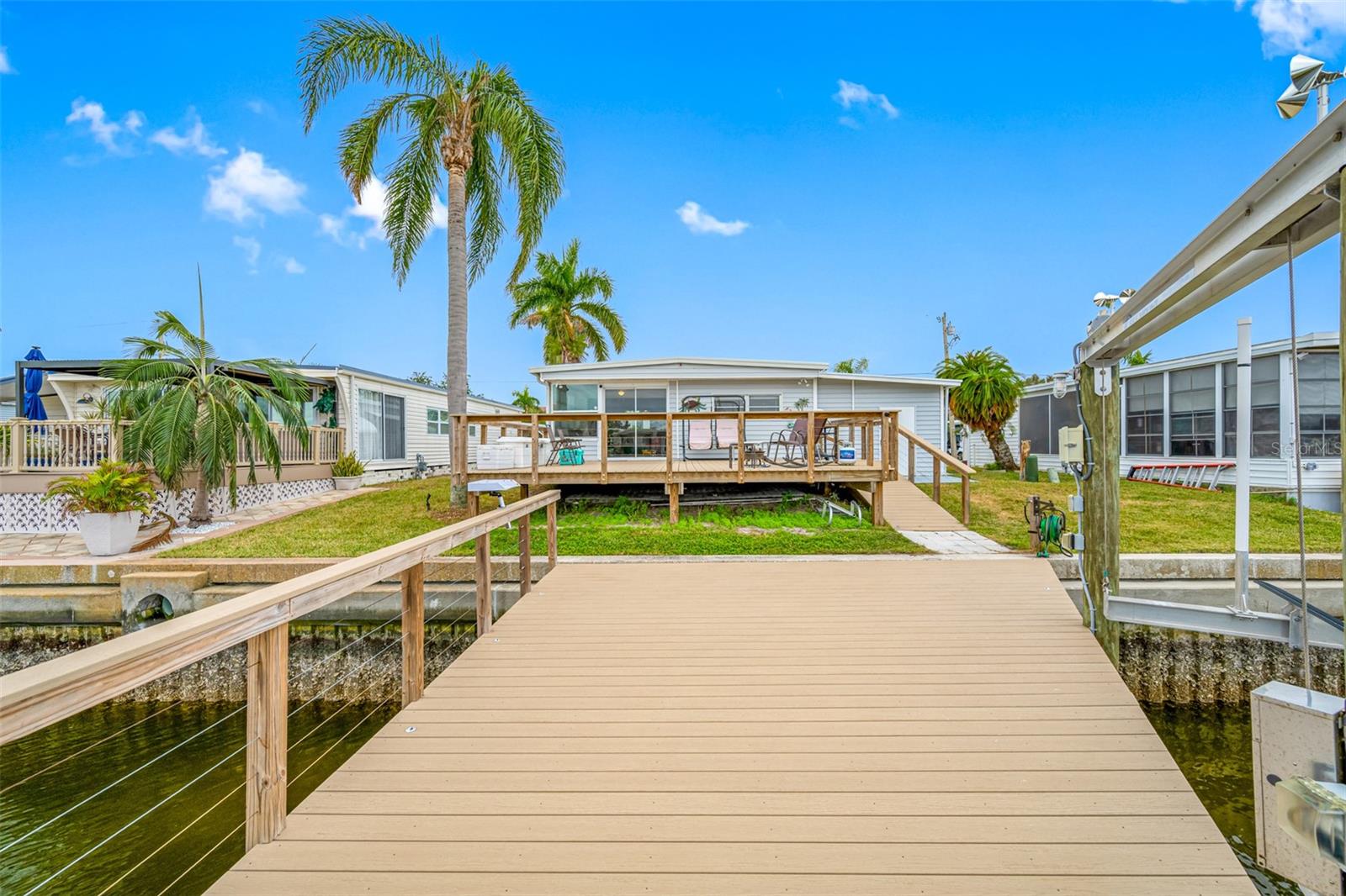 Image 40 of 67 For 18675 Us Highway 19 N 319