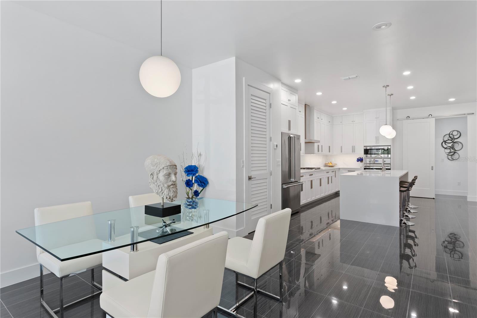 Image 20 of 66 For 90 Columbia Drive 3