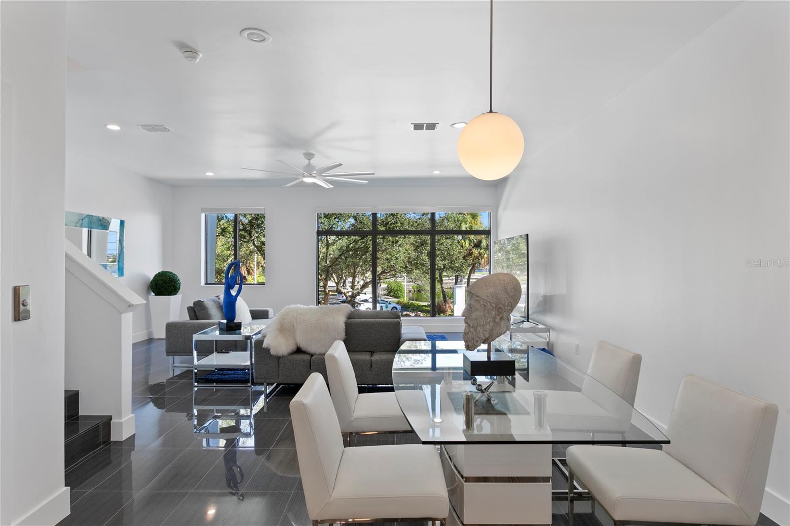 Image 25 of 66 For 90 Columbia Drive 3