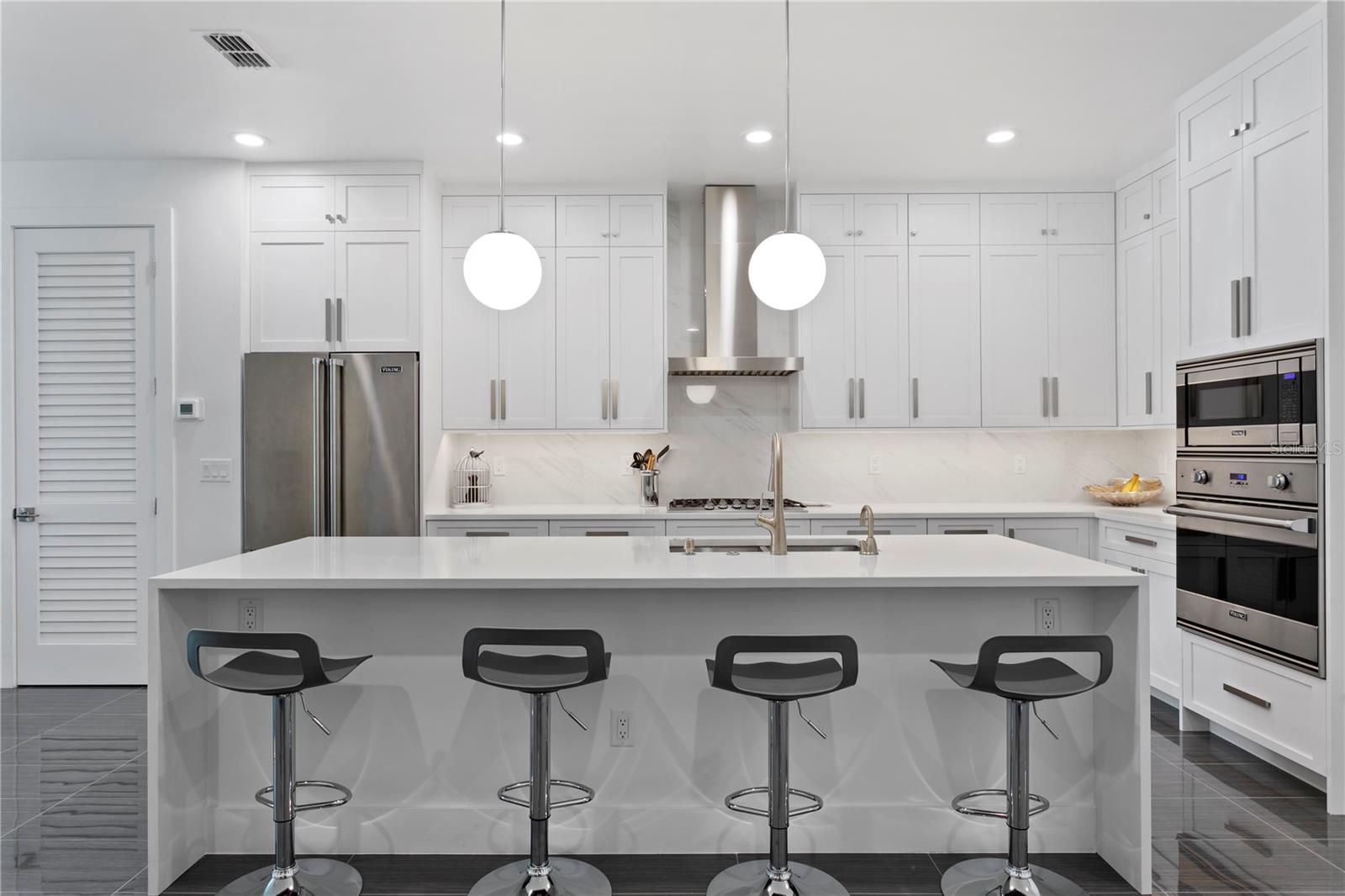 Image 26 of 66 For 90 Columbia Drive 3