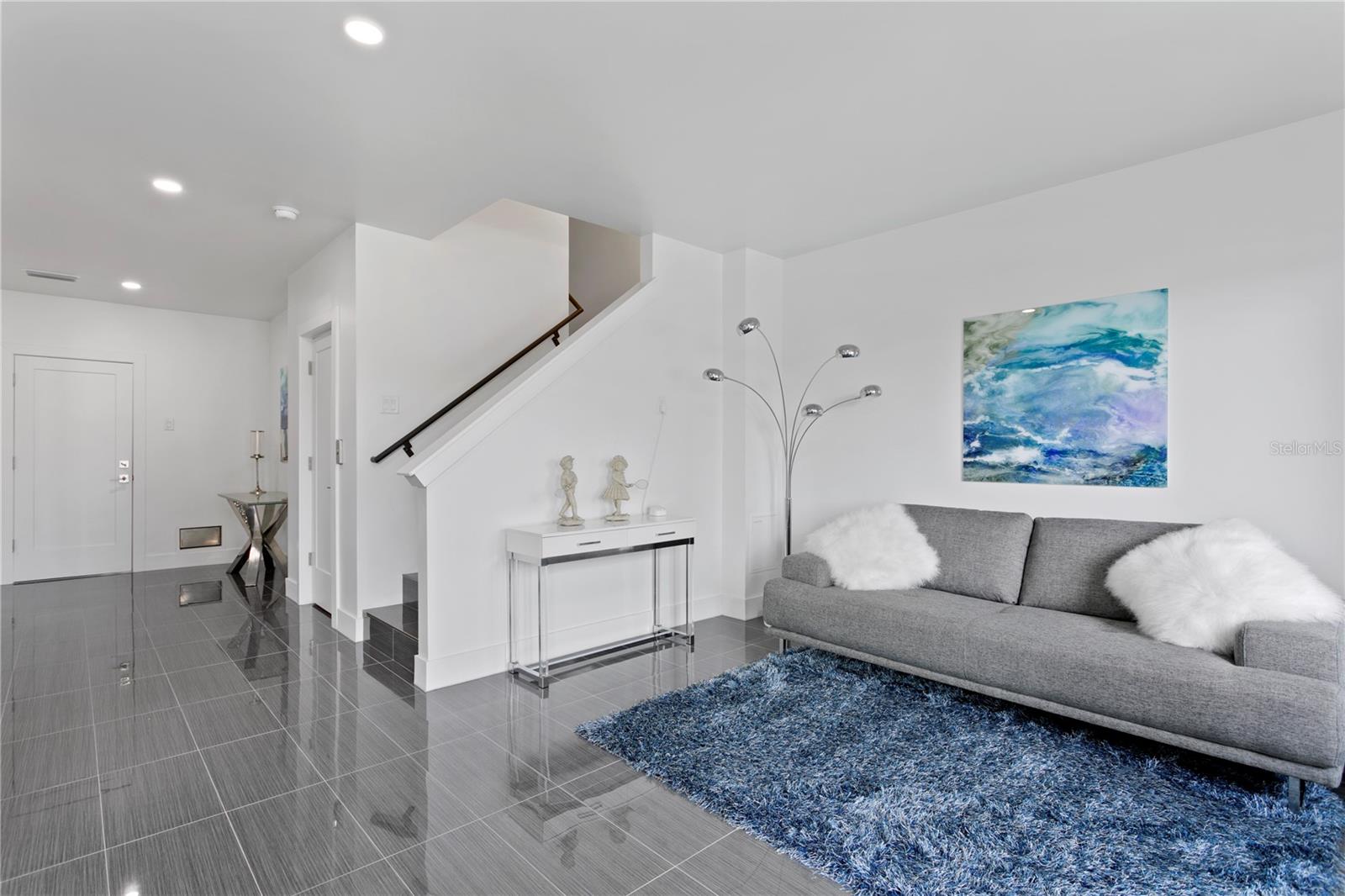 Image 4 of 66 For 90 Columbia Drive 3