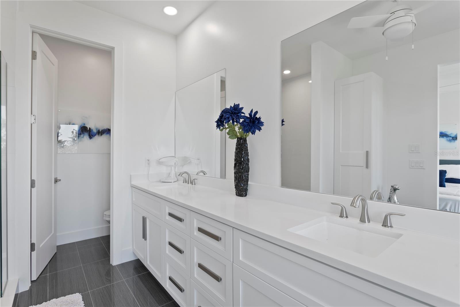 Image 43 of 66 For 90 Columbia Drive 3