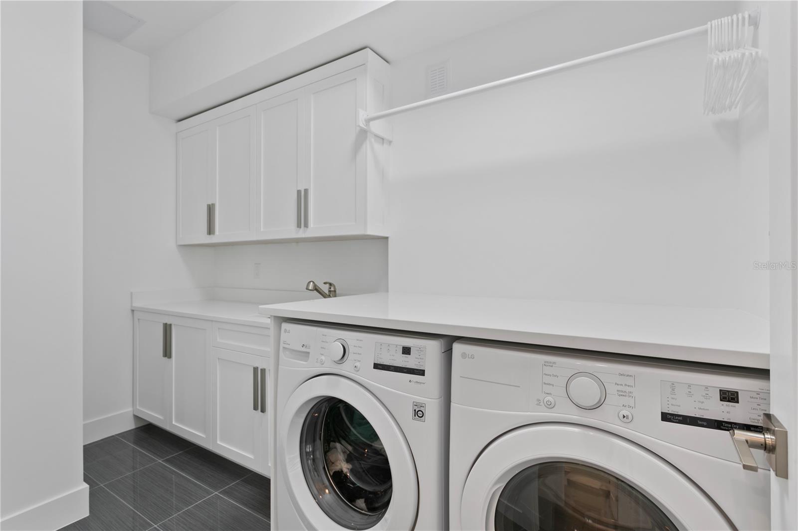 Image 50 of 66 For 90 Columbia Drive 3