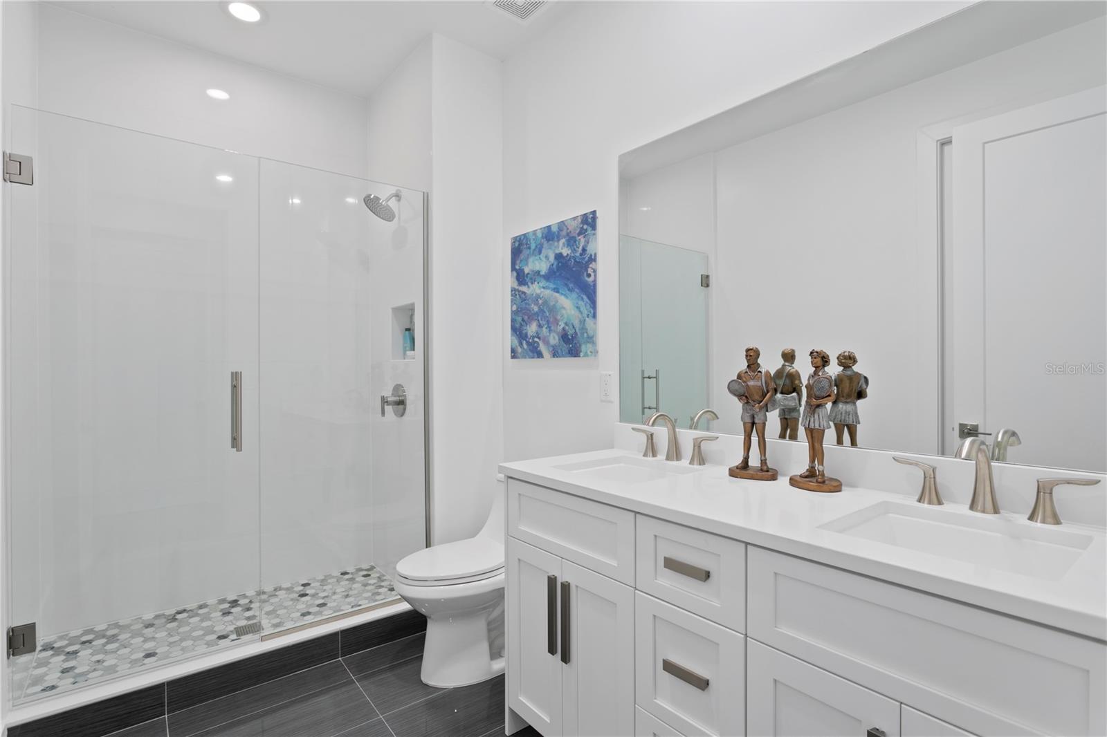 Image 51 of 66 For 90 Columbia Drive 3