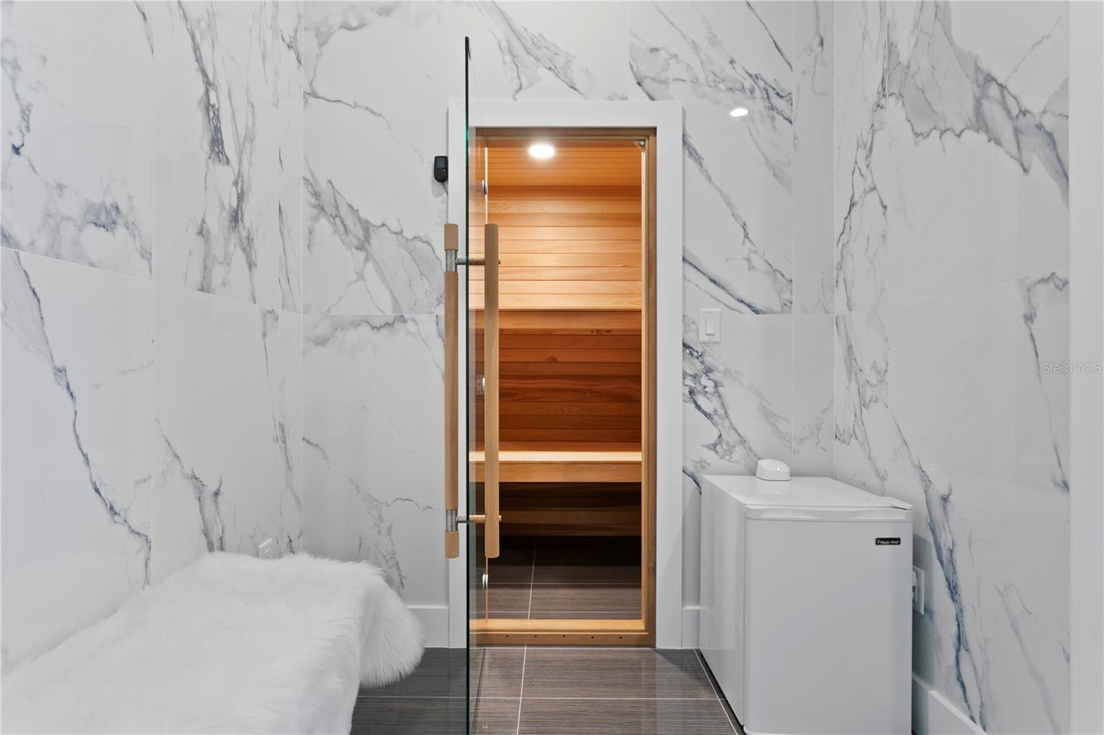 Image 52 of 66 For 90 Columbia Drive 3