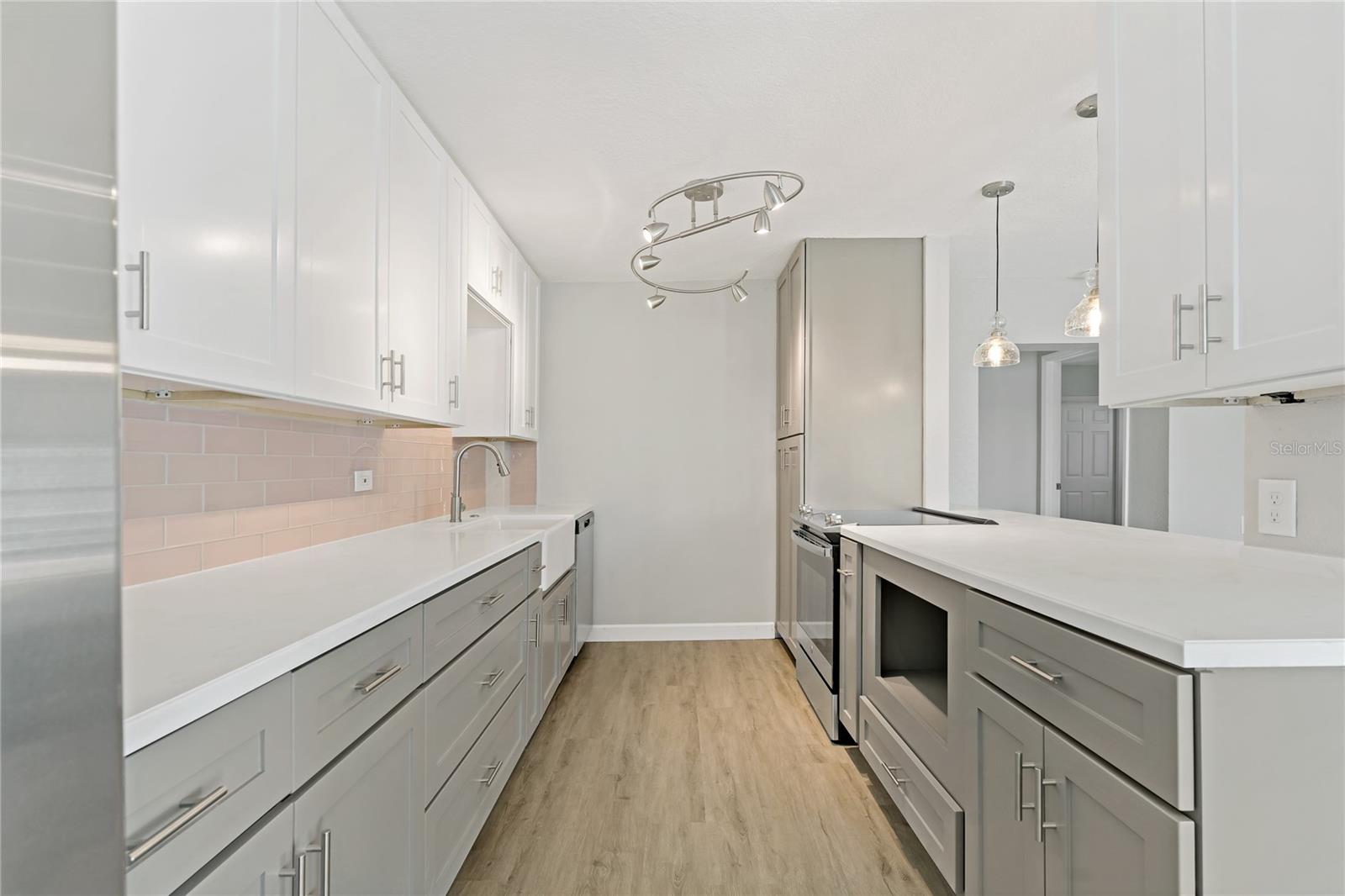 Image 12 of 44 For 8441 Bayshore Drive A