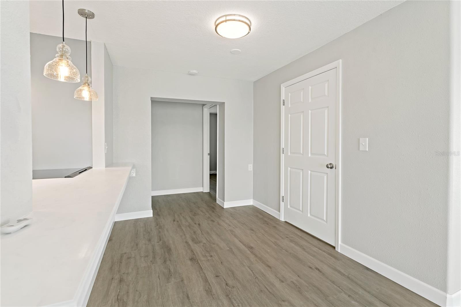 Image 18 of 44 For 8441 Bayshore Drive A