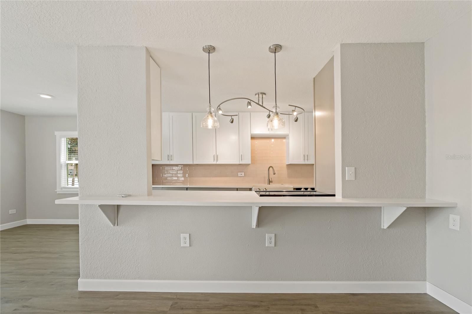 Image 20 of 44 For 8441 Bayshore Drive A