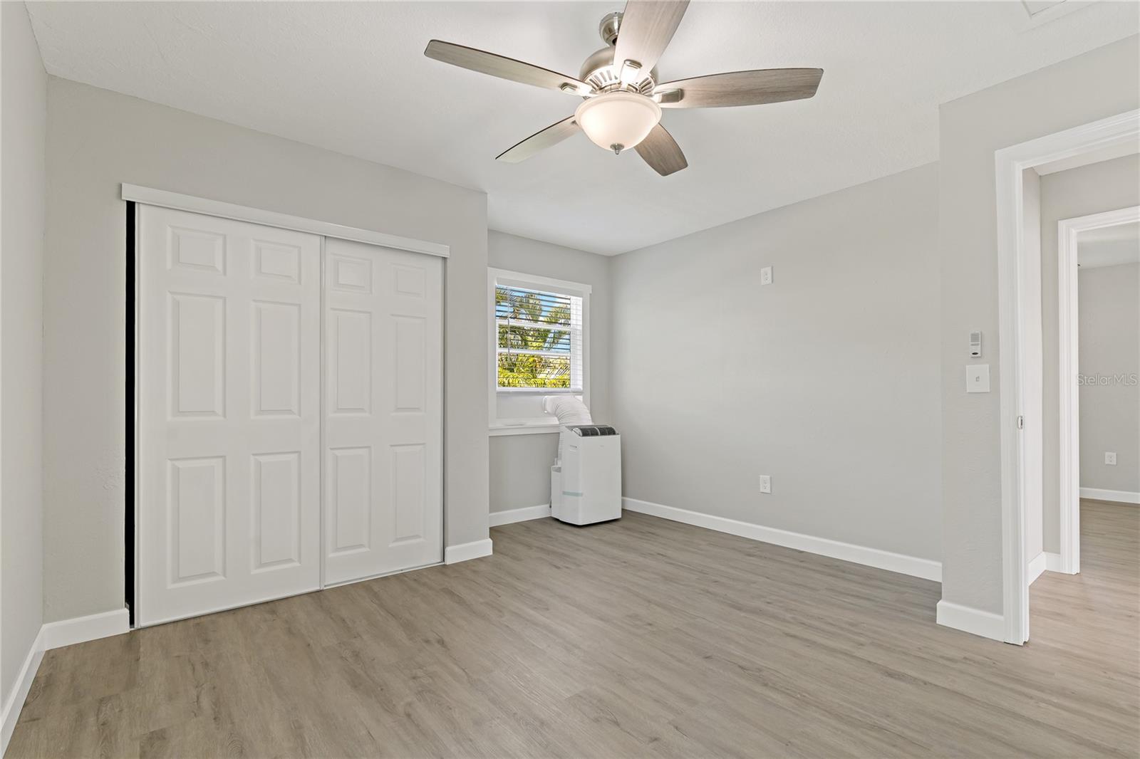 Image 25 of 44 For 8441 Bayshore Drive A