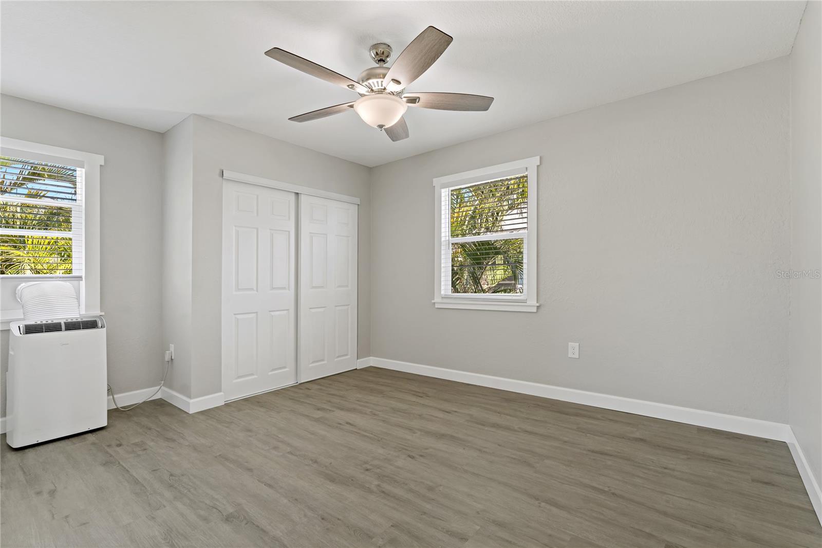 Image 28 of 44 For 8441 Bayshore Drive A