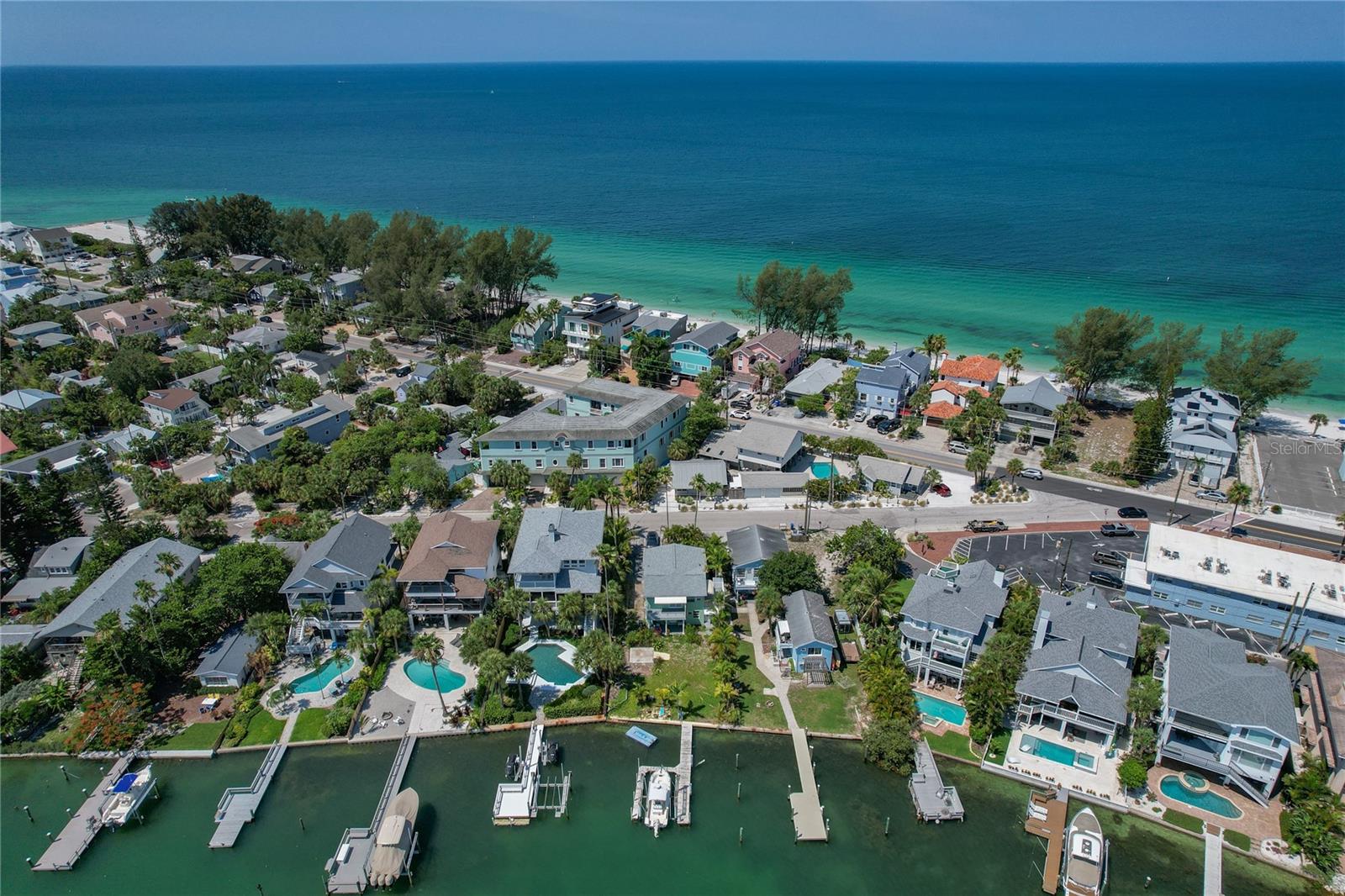 Image 4 of 44 For 8441 Bayshore Drive A