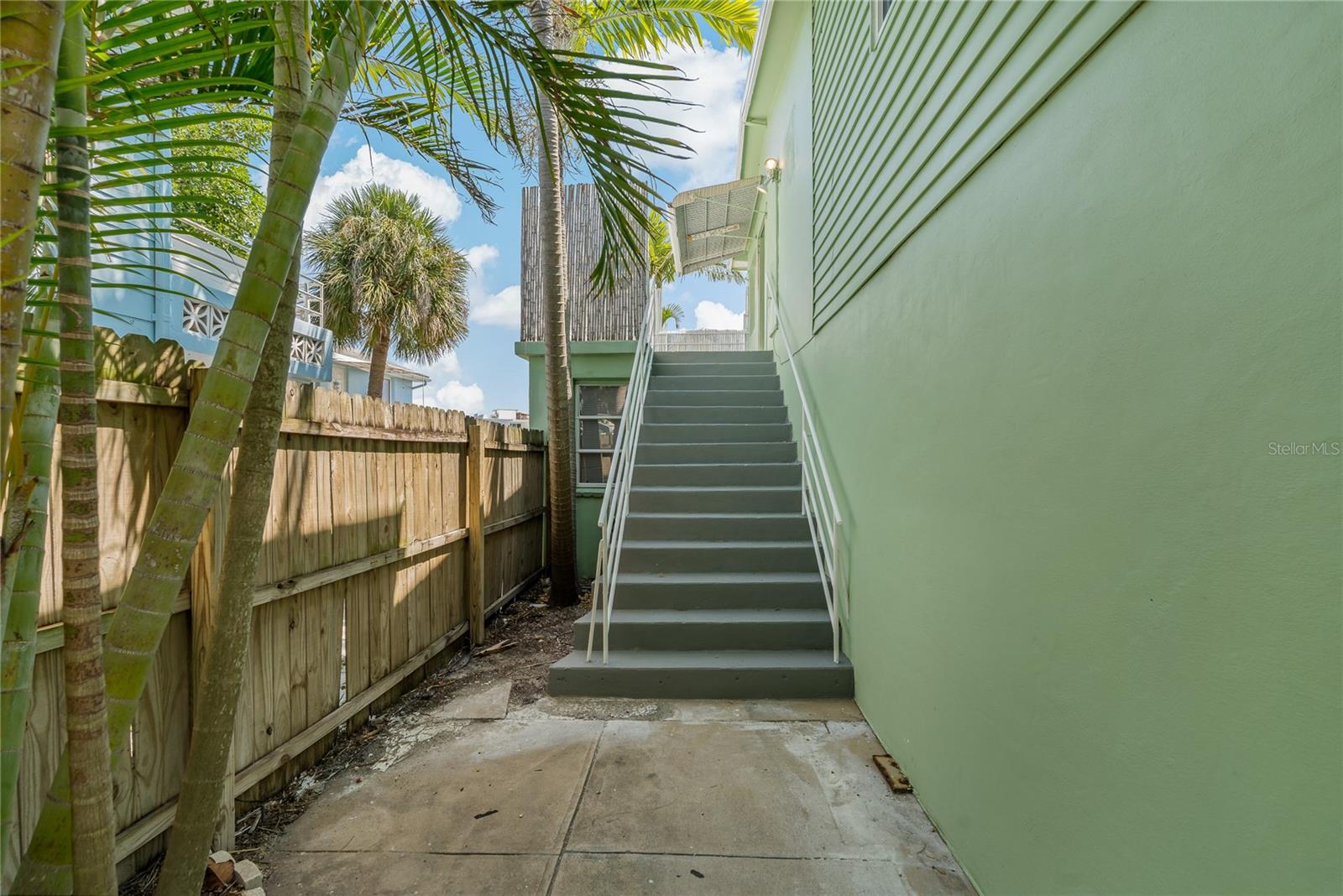 Image 40 of 44 For 8441 Bayshore Drive A